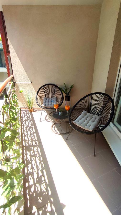 Apartment Paolo By The Beach Znjan 스플리트 외부 사진