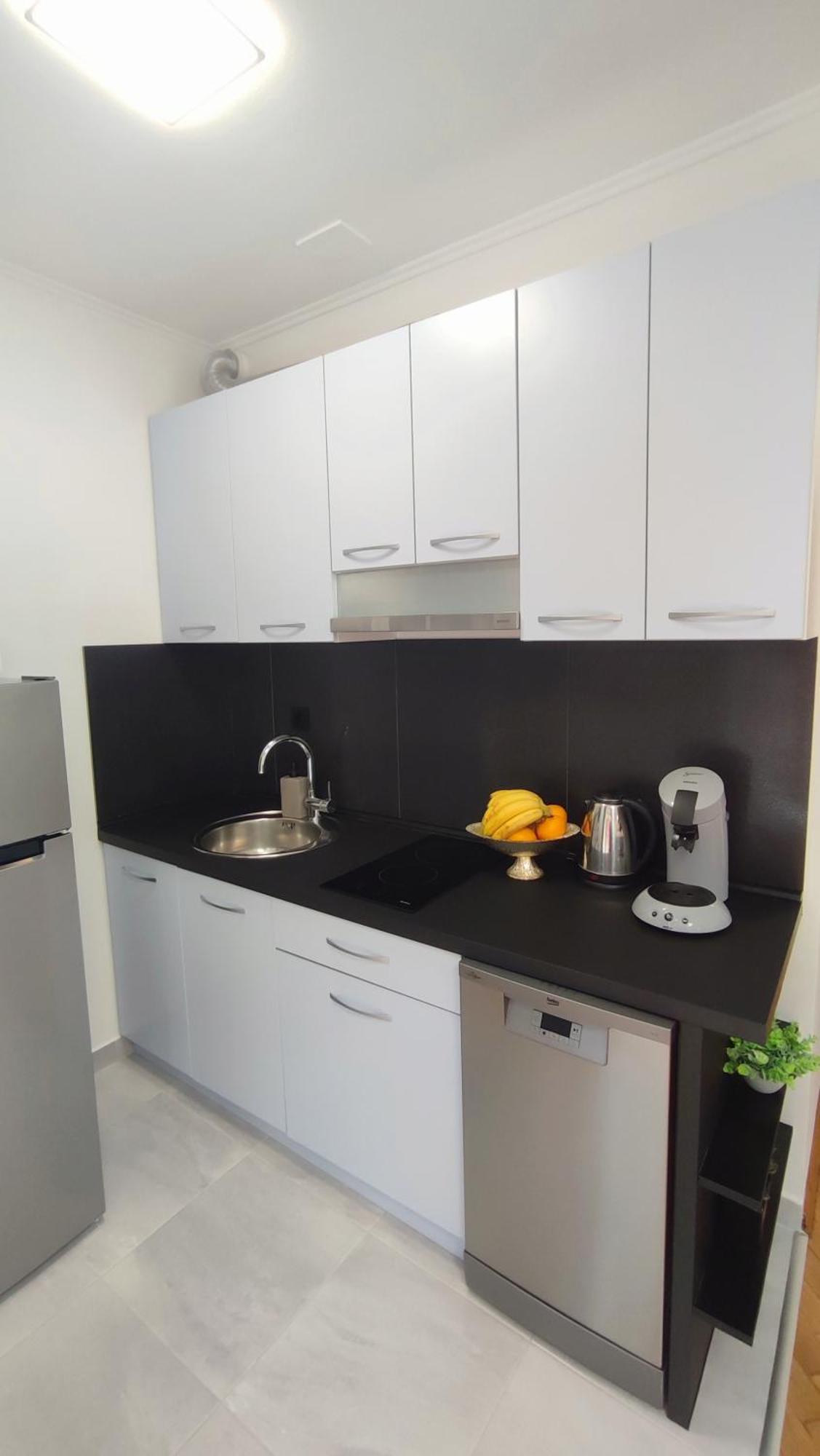 Apartment Paolo By The Beach Znjan 스플리트 외부 사진